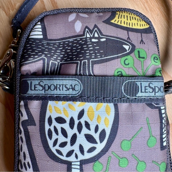 LᴇSᴘᴏʀᴛsᴀᴄ Sᴍᴀʟʟ Zɪᴘᴘᴇʀ Pᴏᴜᴄʜ Wʀɪsᴛʟᴇᴛ ɪɴ Fᴏʀᴇsᴛ Pᴀᴛᴛᴇʀɴ Oᴡʟ ᴀɴᴅ Fᴏx Pʀɪɴᴛ - Picture 7 of 16